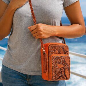 Urban Expressions Women's Vegan Leather Crossbody Bag